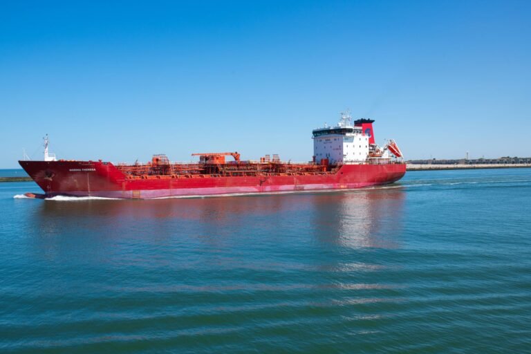 Top 5 Avantaje al Deciziilor Corecte pentru Cadetul Maritim în România 13 Top 5 Avantaje al Deciziilor C featured